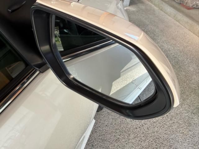 TOYOTA YARIS HYBRID 2021 Image 31