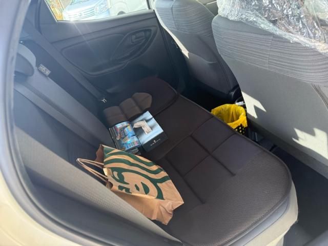 TOYOTA YARIS HYBRID 2021 Image 31