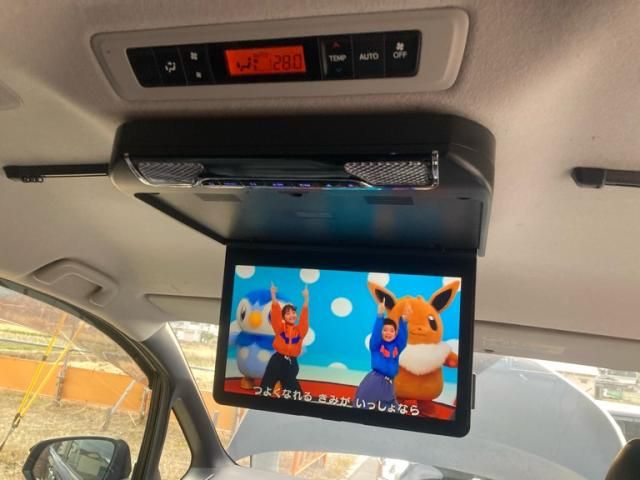 TOYOTA ESQUIRE HYBRID 2014 Image 31