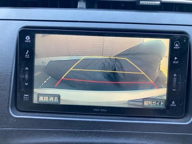 TOYOTA PRIUS 2011 Image 31