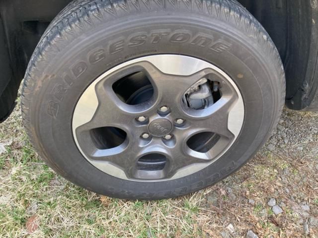 JEEP RENEGADE 4WD 2017 Image 31