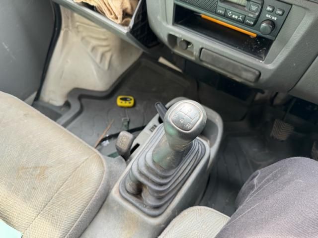 MITSUBISHI MINICAB TRUCK 4WD 2002 Image 31