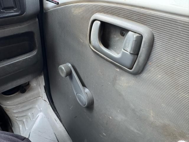 MITSUBISHI MINICAB TRUCK 4WD 2002 Image 31