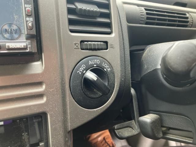 NISSAN X-TRAIL 4WD 2006 Image 31