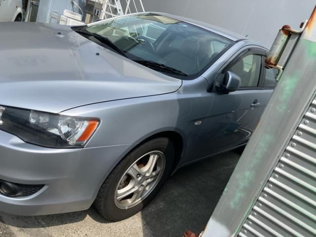 MITSUBISHI GALANT FORTIS 2012 Image 31