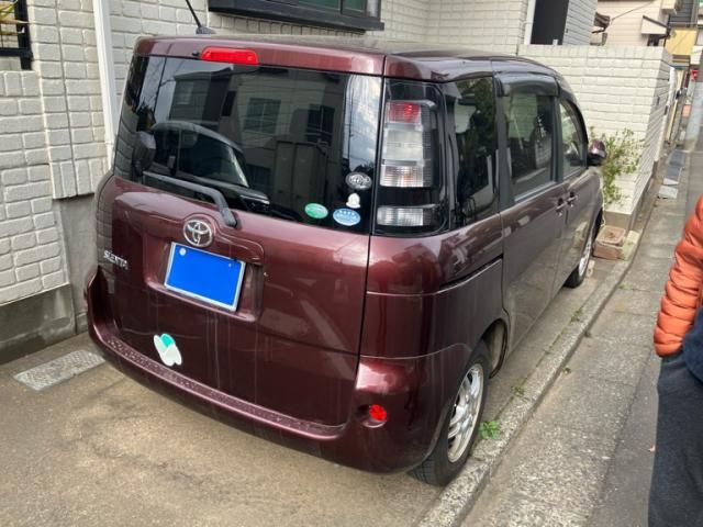 TOYOTA SIENTA 2015 Image 31