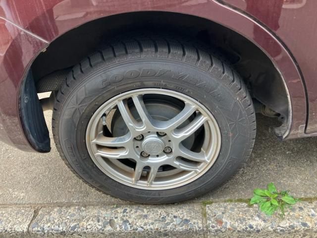 TOYOTA SIENTA 2015 Image 31