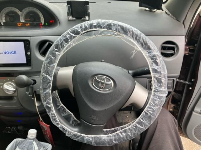 TOYOTA SIENTA 2015 Image 31