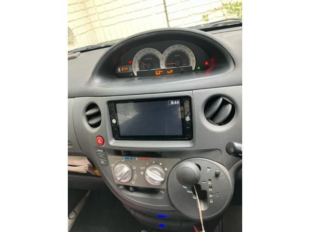 TOYOTA SIENTA 2015 Image 31