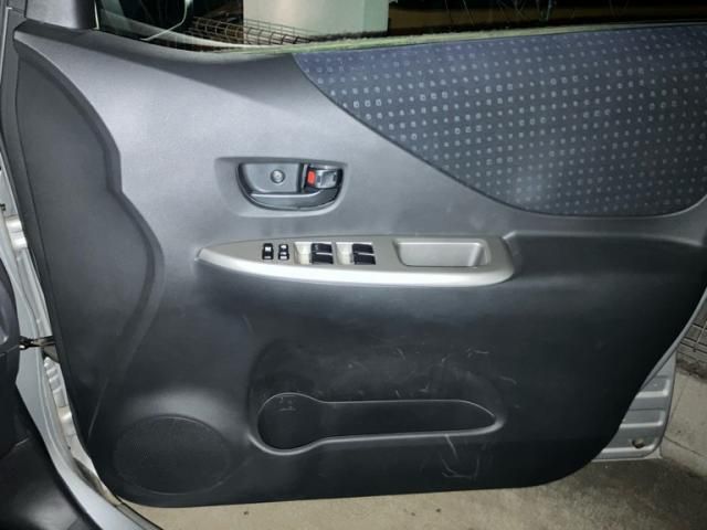 TOYOTA RACTIS 2010 Image 31