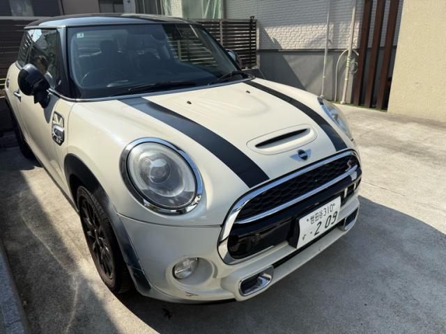 BMW MINI COOPER S 2015 Image 31