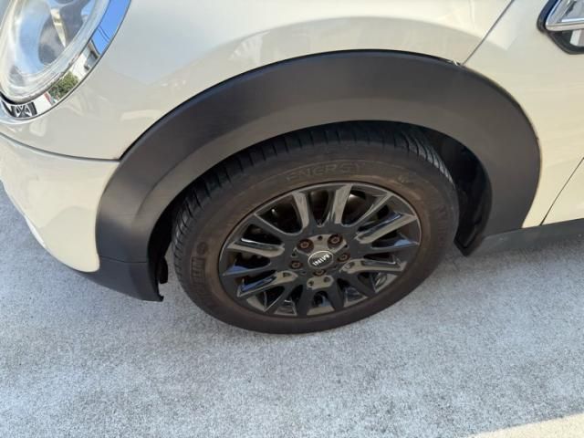 BMW MINI COOPER S 2015 Image 31