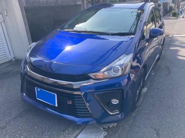 TOYOTA PRIUS ALPHA 2017 Image 31