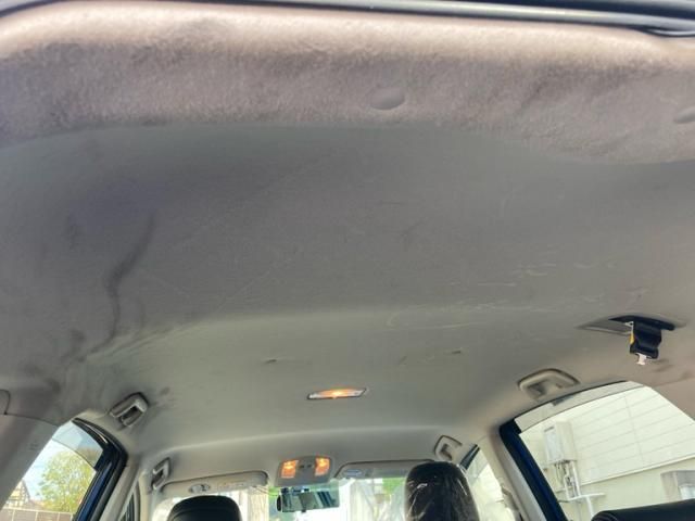 TOYOTA PRIUS ALPHA 2017 Image 31