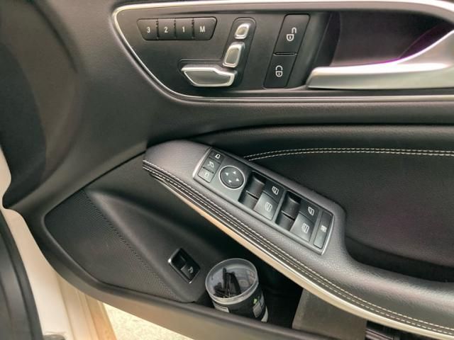 MERCEDES BENZ CLA CL 2018 Image 31