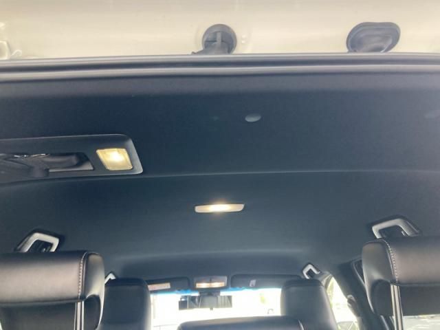 TOYOTA HARRIER HYBRID 2018 Image 31