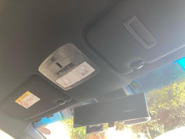 TOYOTA HARRIER HYBRID 2018 Image 31