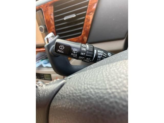 TOYOTA NOAH 2006 Image 31