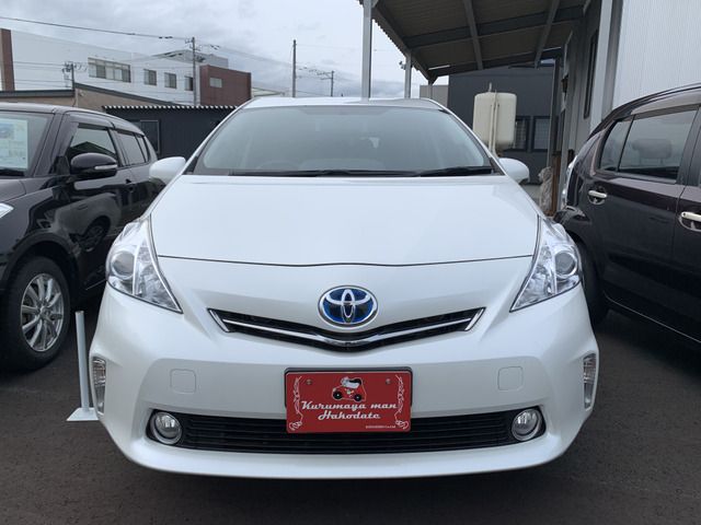 TOYOTA PRIUS ALPHA 2014 Image 31