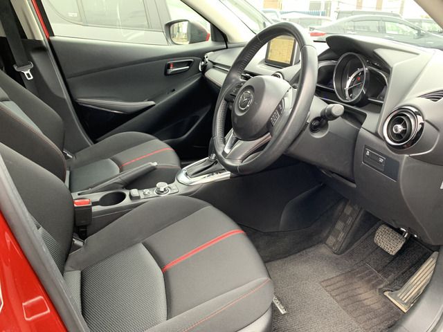 MAZDA DEMIO 4WD 2015 Image 31