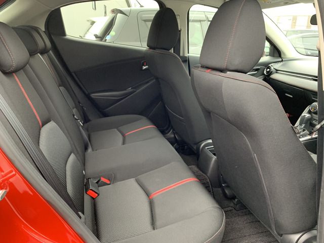 MAZDA DEMIO 4WD 2015 Image 31