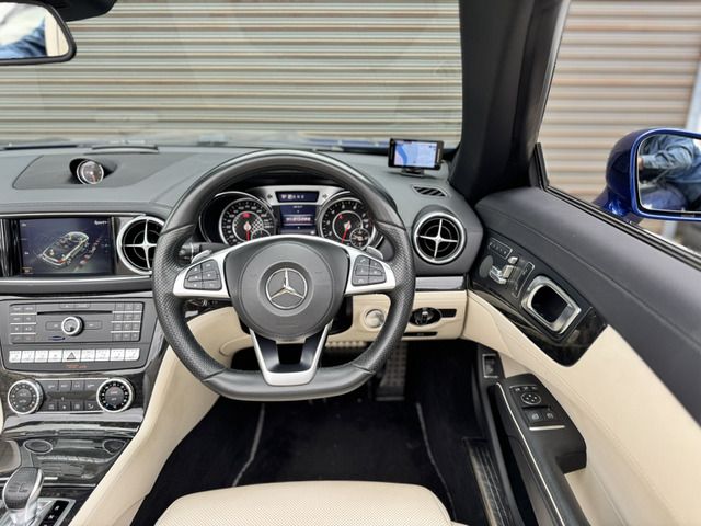 MERCEDES BENZ SL CLA 2017 Image 31