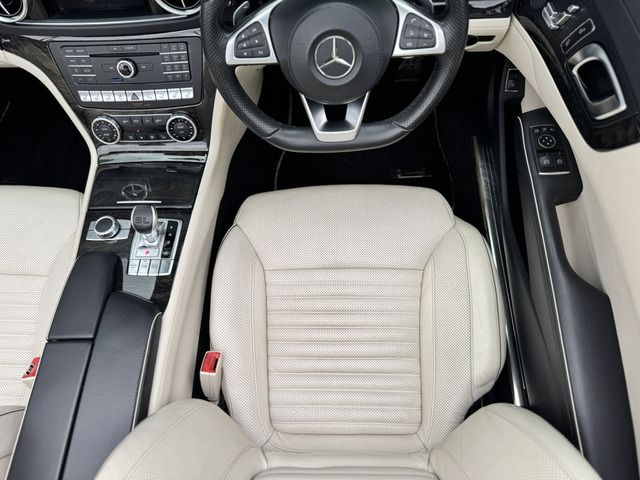 MERCEDES BENZ SL CLA 2017 Image 31