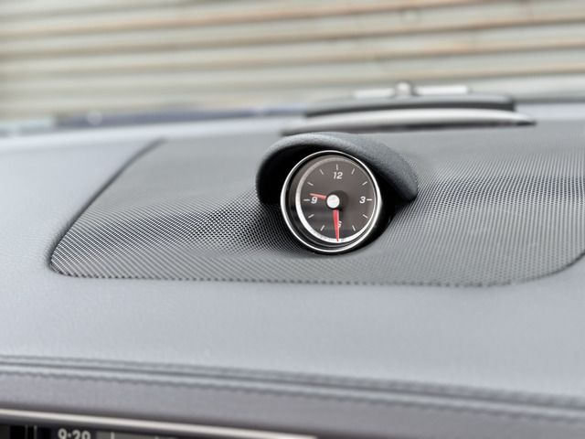 MERCEDES BENZ SL CLA 2017 Image 31