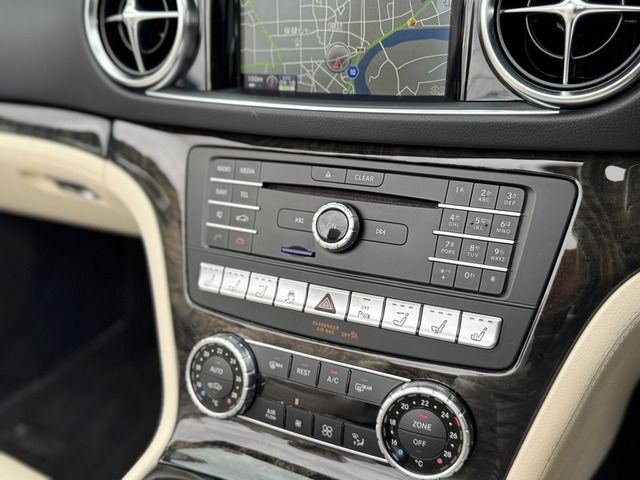 MERCEDES BENZ SL CLA 2017 Image 31