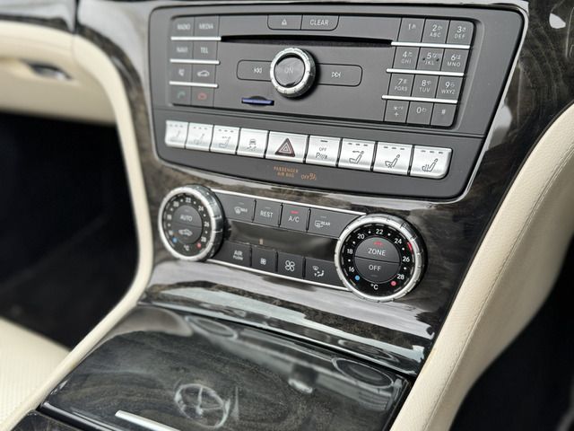 MERCEDES BENZ SL CLA 2017 Image 31