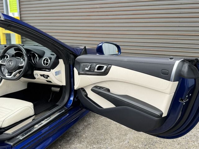 MERCEDES BENZ SL CLA 2017 Image 31