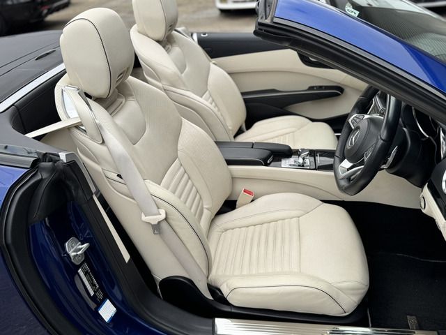 MERCEDES BENZ SL CLA 2017 Image 31