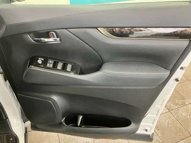 TOYOTA ALPHARD 4WD 2021 Image 31