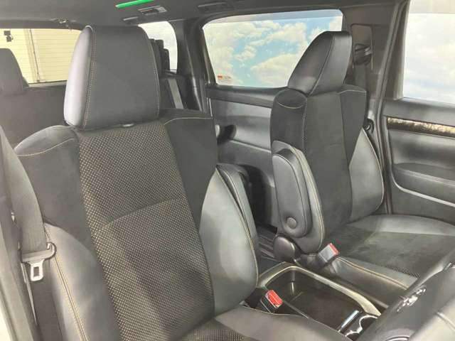 TOYOTA ALPHARD 4WD 2021 Image 31