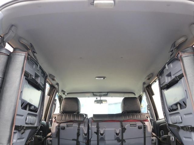 TOYOTA LANDCRUISER PRADO 2001 Image 31