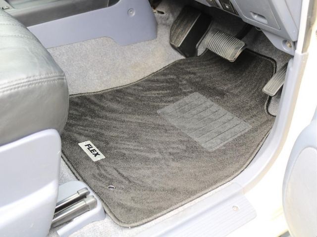 TOYOTA LANDCRUISER PRADO 2001 Image 31