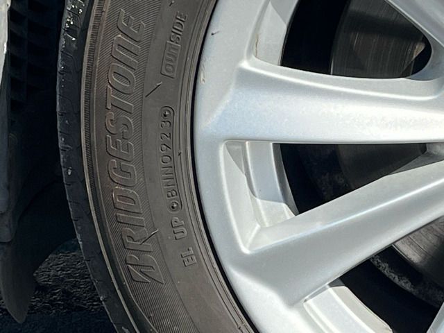 BMW 5SERIES SEDAN 2010 Image 31