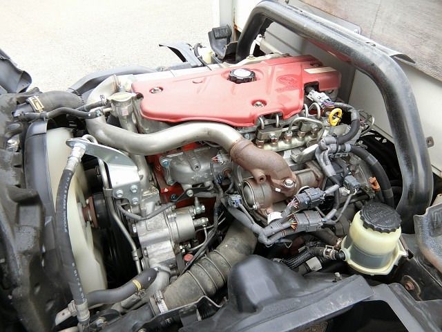 HINO DUTRO 2016 Image 31