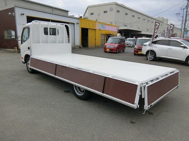 HINO DUTRO 2016 Image 31