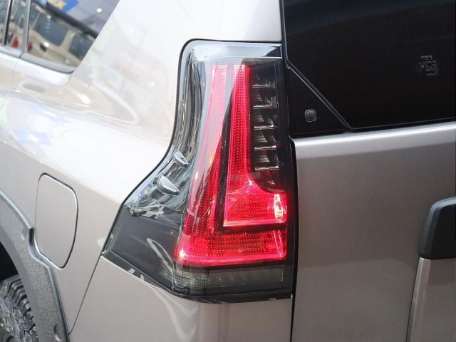 TOYOTA LANDCRUISER PRADO 2021 Image 31