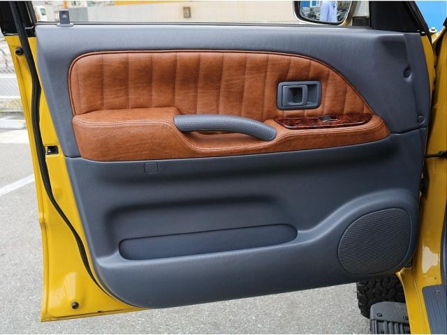 TOYOTA LANDCRUISER PRADO 2000 Image 31