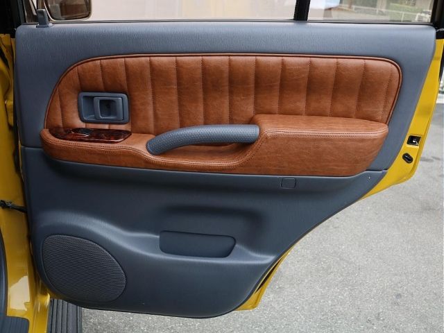 TOYOTA LANDCRUISER PRADO 2000 Image 31