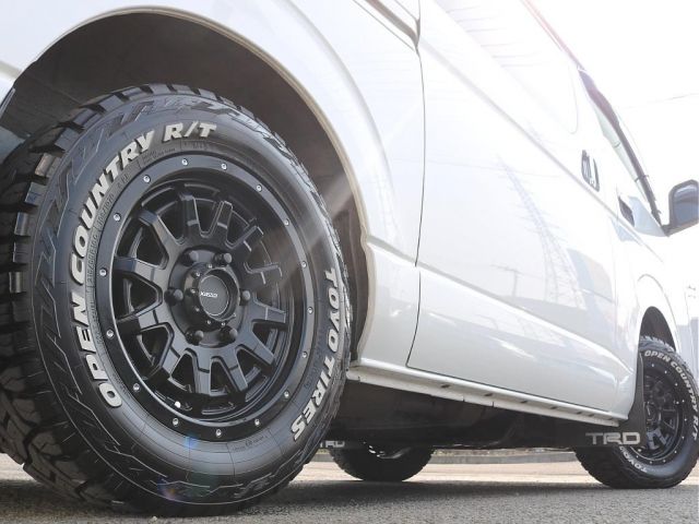 TOYOTA HIACE VAN 4WD 2023 Image 31