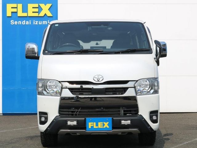 TOYOTA HIACE VAN 4WD 2023 Image 31