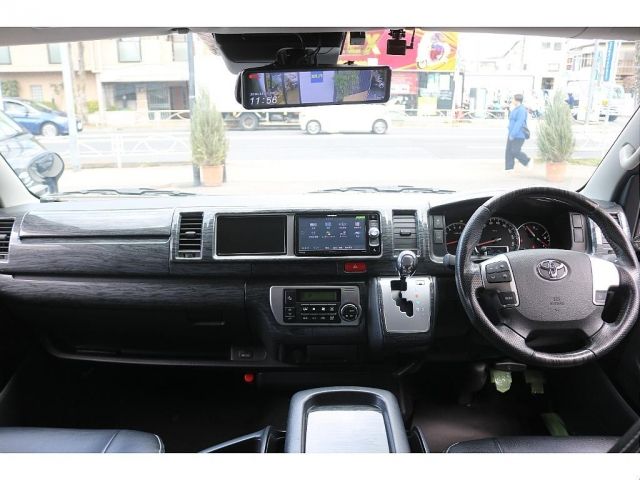 TOYOTA HIACE WAGON 2019 Image 31