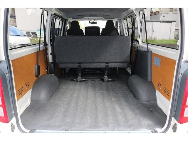 TOYOTA HIACE VAN 2WD 2013 Image 31