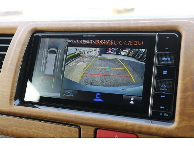 TOYOTA HIACE VAN 4WD 2023 Image 31