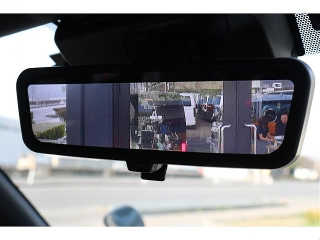 TOYOTA HIACE VAN 4WD 2023 Image 31