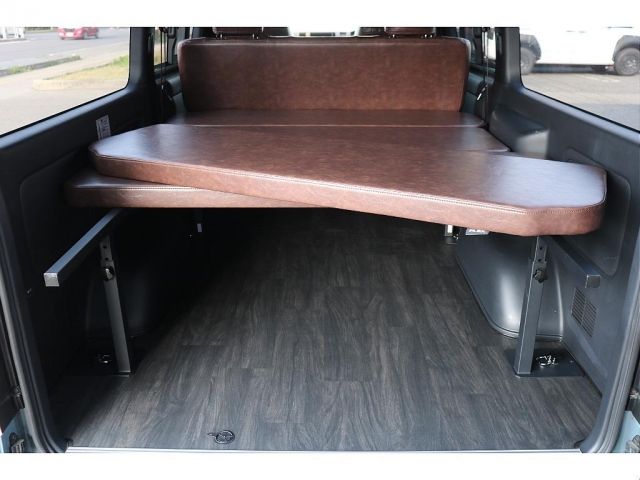 TOYOTA HIACE VAN 4WD 2023 Image 31