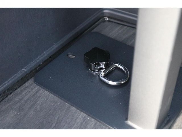 TOYOTA HIACE VAN 4WD 2023 Image 31